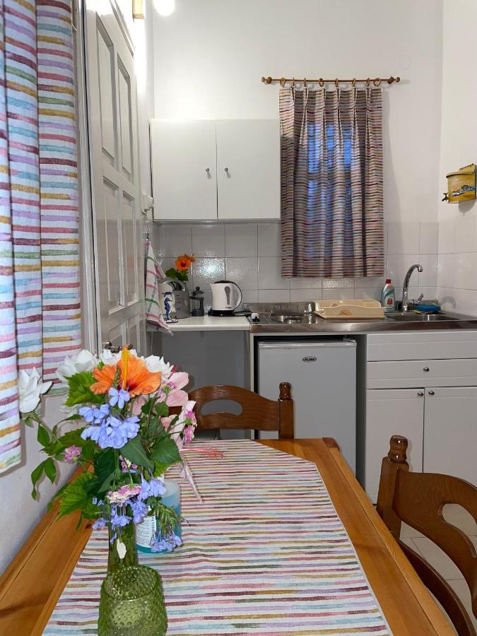 Villa Gelly'S Studios Алики Экстерьер фото