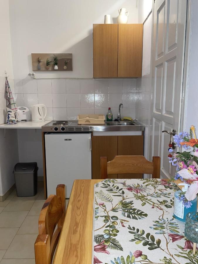 Villa Gelly'S Studios Алики Экстерьер фото